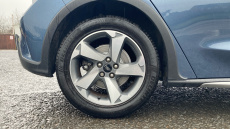 Ford Focus 1.0 EcoBoost 125 Active 5dr Petrol Hatchback